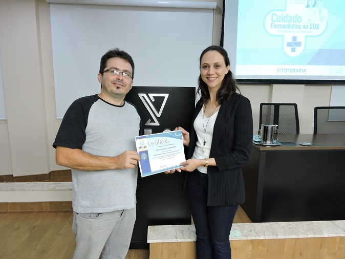 CRF-GO | CRF-GO sedia quinto módulo do Projeto Cuidados Farmacêuticos no SUS