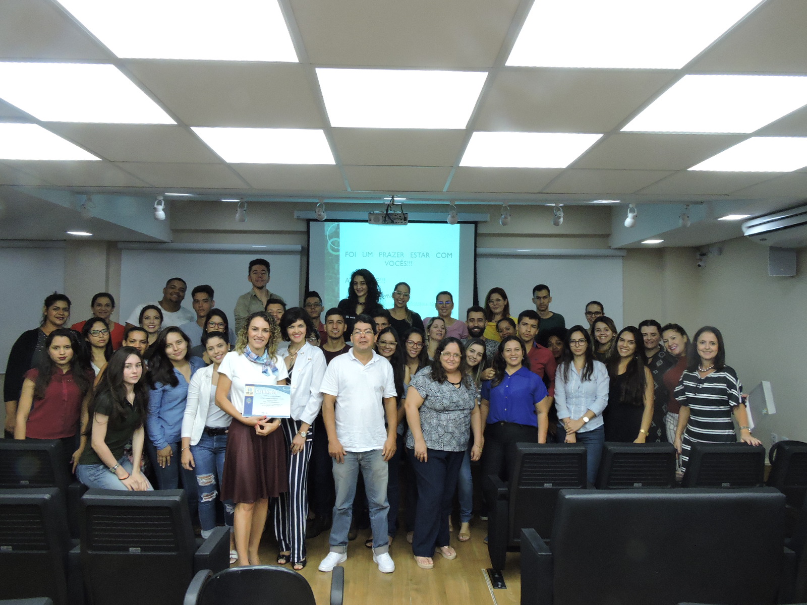 CRF-GO | Profissionais e acadêmicos de Farmácia recebem qualificação no CRF-GO