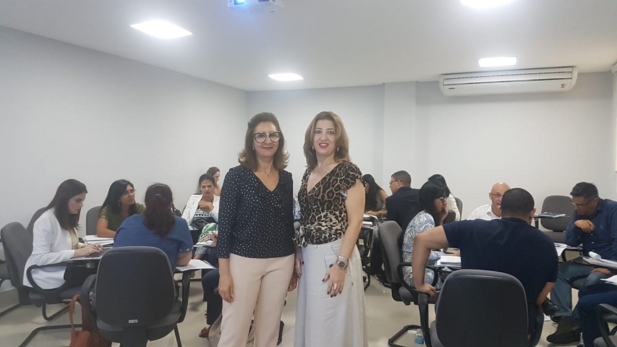 CRF-GO | GT de Ensino discute diretrizes curriculares para os cursos de Farmácia