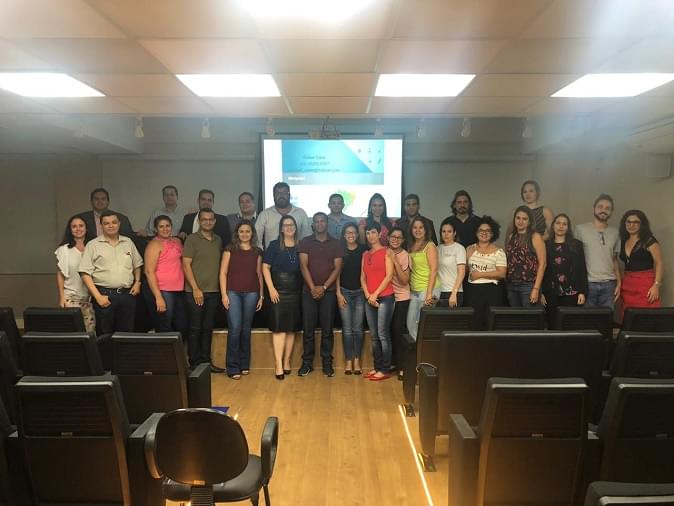 CRF-GO | CRF-GO recebe farmacêuticos hospitalares para roda de conversa