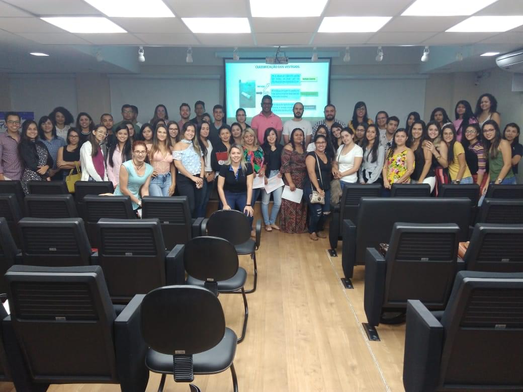 CRF-GO | Farmacêuticos são qualificados com formação em perícia criminal 